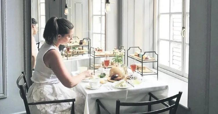 Modaevi, restoran bir arada