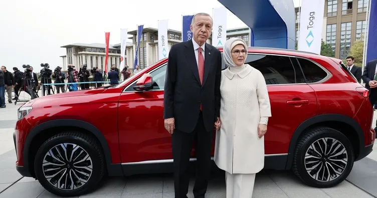TOGG’da gurur günü! İlk TOGG Başkan Erdoğan’a teslim edildi
