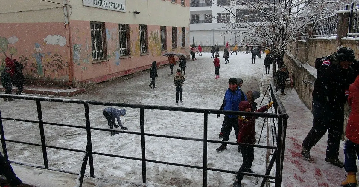 dogansehir de okullara kar tatili son dakika haberler