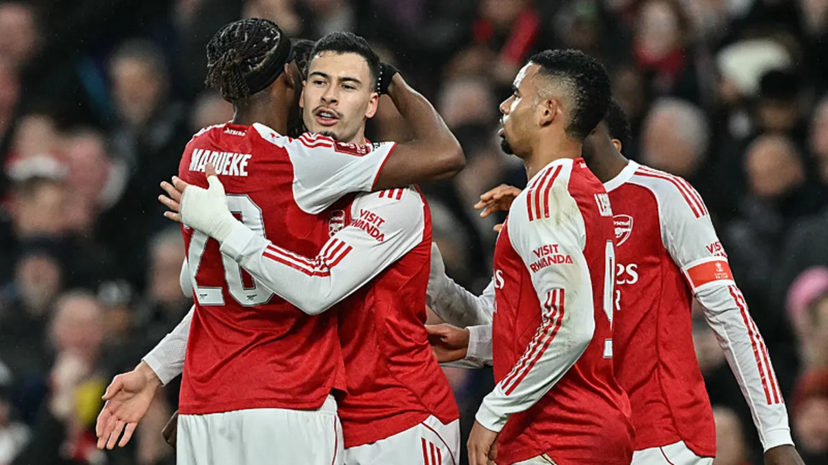 Arsenal, FA Cup’ta güle oynaya turladı!