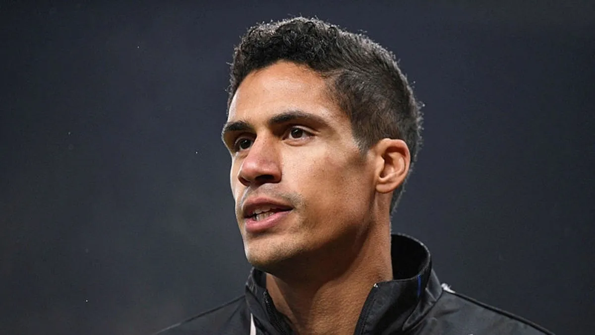 Futbolu bırakan Varane yönetici oldu