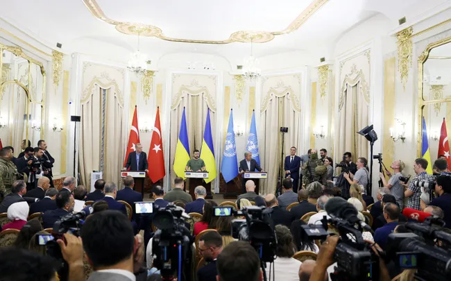 lvivdeki-uclu-zirve-sonrasi-ortak-aciklama-1660838935414.jpg