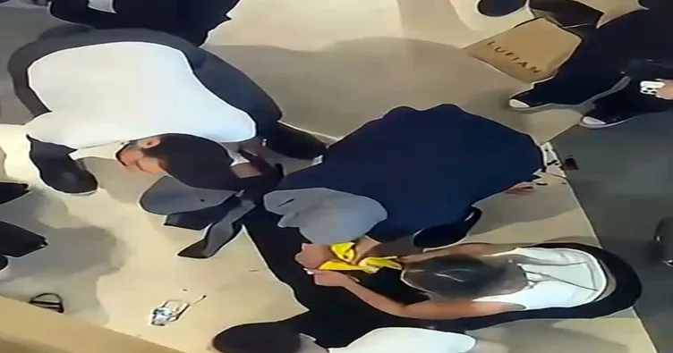 AVM’de bıçaklı kavga 1 kişi yaralandı