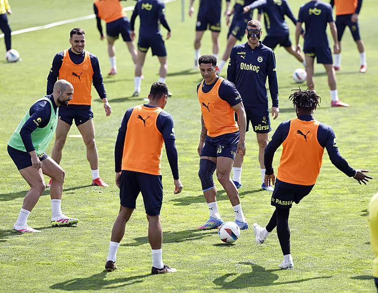 Son dakika haberi: Fenerbahçe-Galatasaray derbisi için flaş yorum! ’’Turu geçen şampiyonluk ipini de göğüsler’’