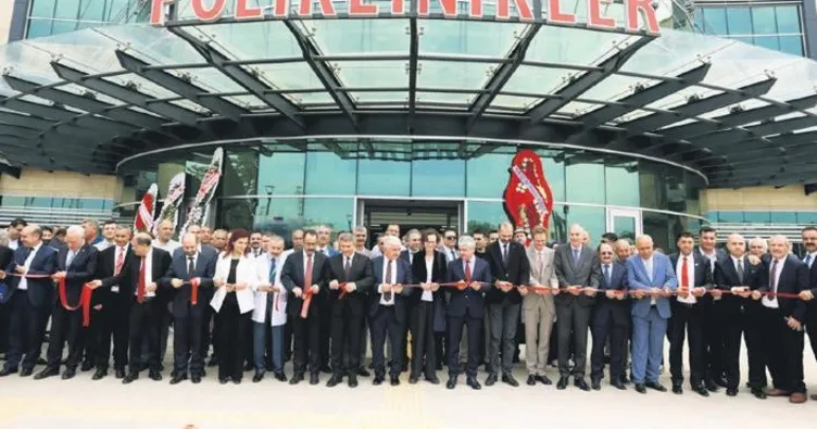 Dörtyol’un beş yıldızlı Devlet Hastanesi açıldı