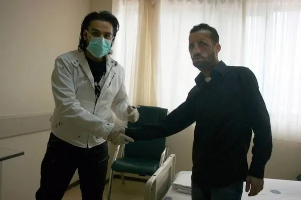 İsmail YK Uğur Acar'ı ziyaret etti