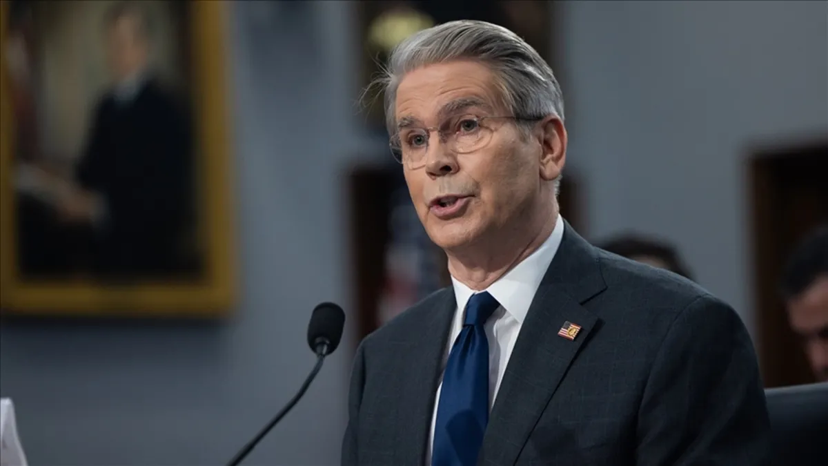 ABD Hazine Bakanı Bessent: İran’da enflasyon 2 katına çıktı ABD Hazine Bakanı Bessent: İran’da enflasyon 2 katına çıktı