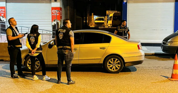 Polisten gece yarısı asayiş uygulaması