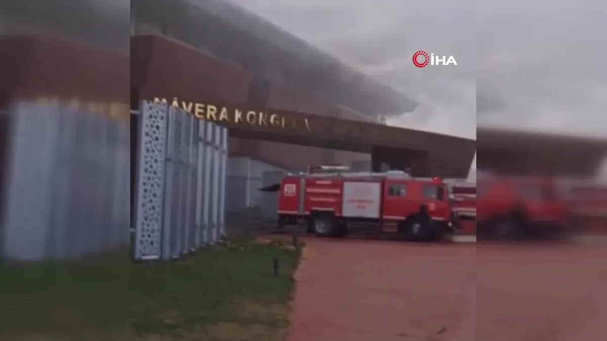 Gaziantep Üniversitesi'nde yangın | Video videosunu izle | Son Dakika Haberleri