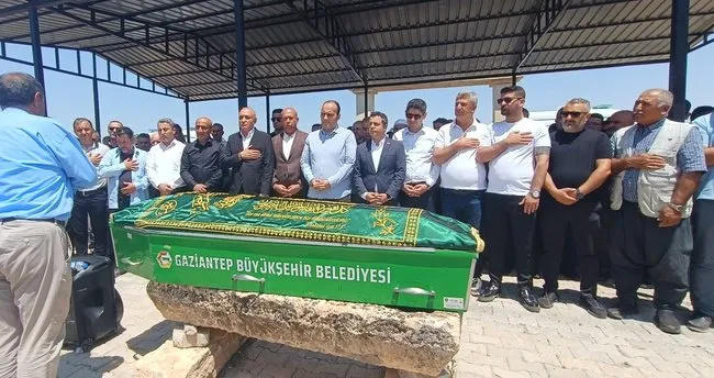 Cansız bedeni Fırat Nehri’nde bulunmuştu: 10 yaşındaki Onur Özdemir toprağa verildi!