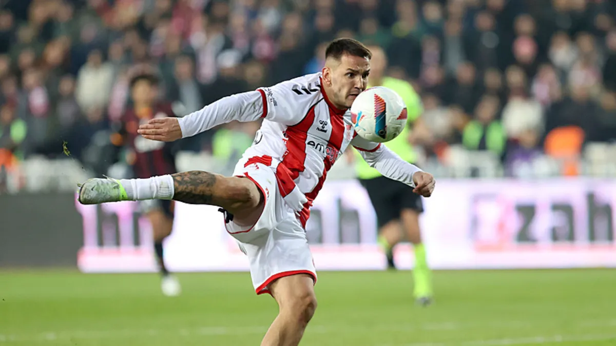 Rey Manaj, Barış Alper Yılmaz’dan özür dileyen bir paylaşım yaptı! Rey Manaj, Barış Alper Yılmaz’dan özür dileyen bir paylaşım yaptı!