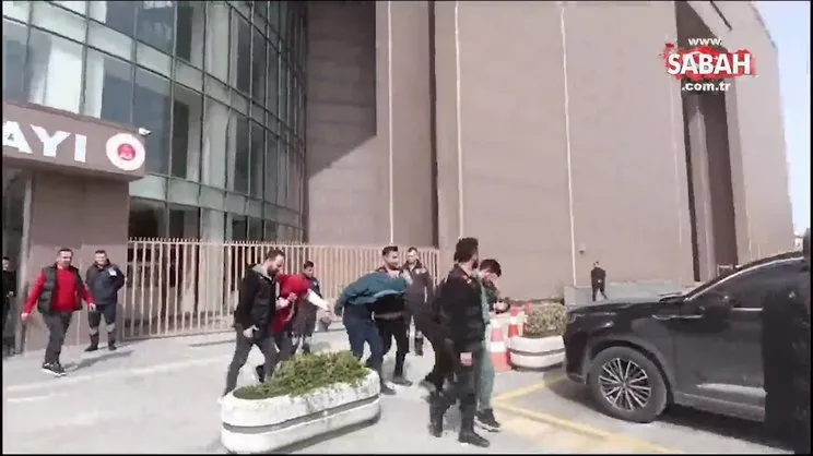 Adliye önünde polise saldırıya 4 tutuklama | Video