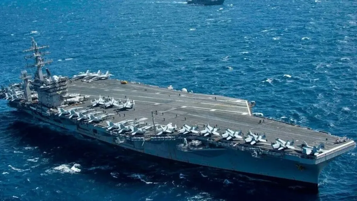 ABD'nin USS Dwight D. Eisenhower uçak gemisinde kaza! 4 yaralı