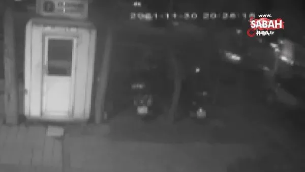 Beylikdüzü'nde motosiklet hırsızlığı kamerada | Video