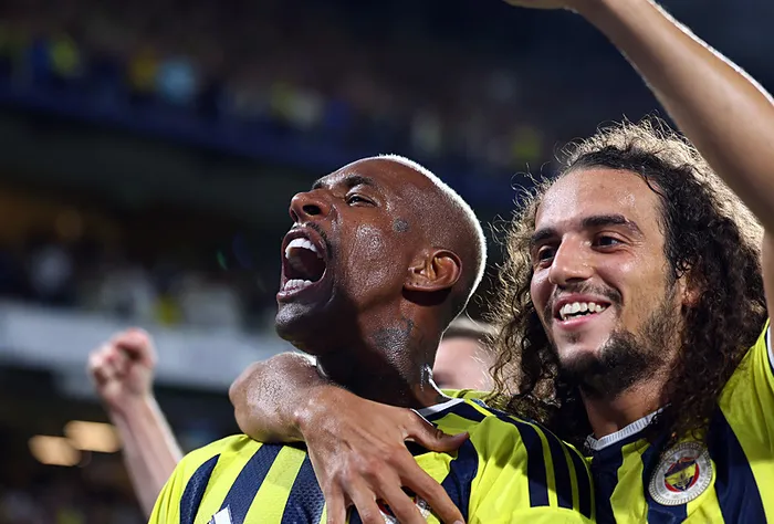 canli-uefa-sampiyonlar-liginde-fenerbahce-gornik-zabrze-maci-1784663148858.jpeg