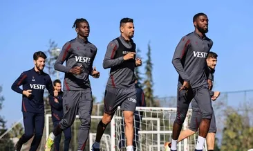 Trabzonspor, Bruno Peres takımla çalıştı