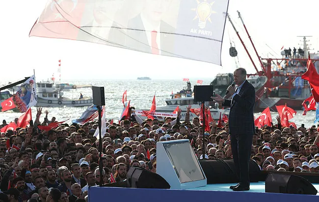 Son dakika haberi | Başkan Erdoğan İzmir'de tarihi kalabalığa seslendi: Kemal Kılıçdaroğlu'na 'Kandil ile pazarlık' tepkisi!