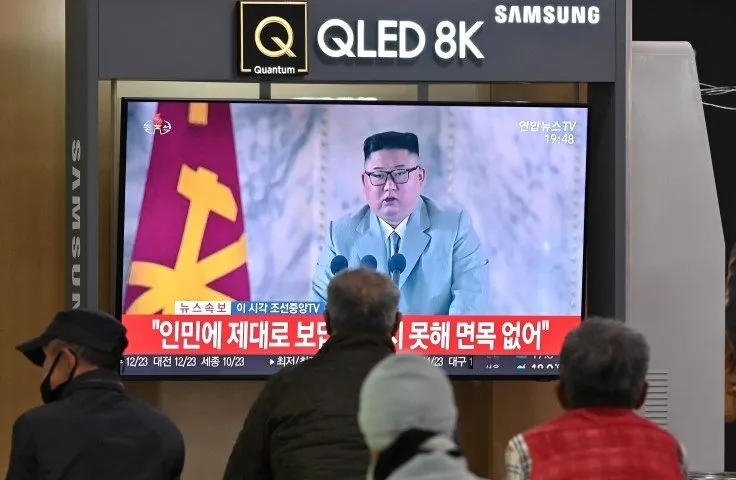SON DAKİKA! Kuzey Kore liderini daha önce hiç böyle görmediniz!  Kim Jong Un gözyaşları içinde özür diledi