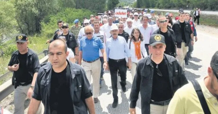CHP yürüyüşünde acı haber