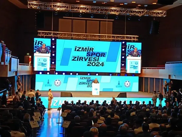 izmir-spor-zirvesinde-istiklal-marsi-krizi-1728380824114.jpg