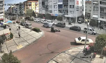 Manisa’da feci kaza: Kontrolden çıkan motosikletli kamyonetin altında kaldı!