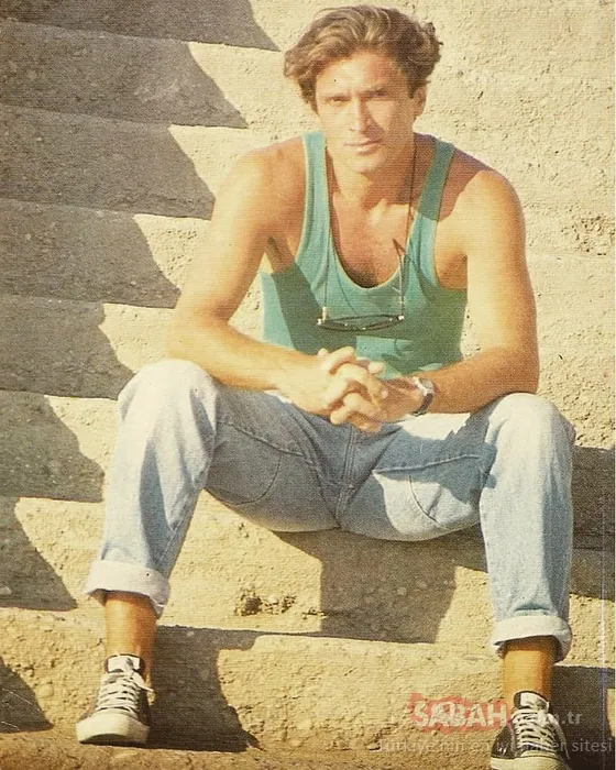 Üzerinden tam 38 yıl geçti... Usta sanatçıdan nostaljik paylaşım! Fotoğraftaki herkes çok ünlü!