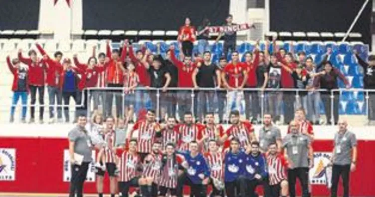 Hentbolcular seri peşinde