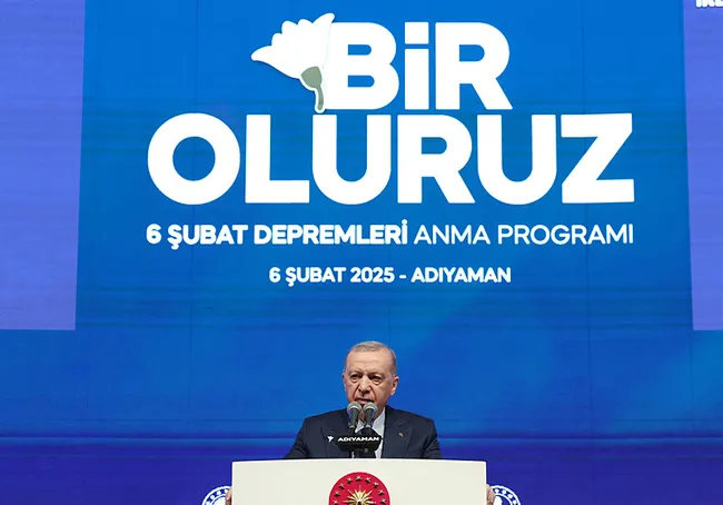 son-dakika-baskan-erdogan-sehirlerimizi-yeniden-ayaga-kaldiriyoruz-1738849499695.jpeg