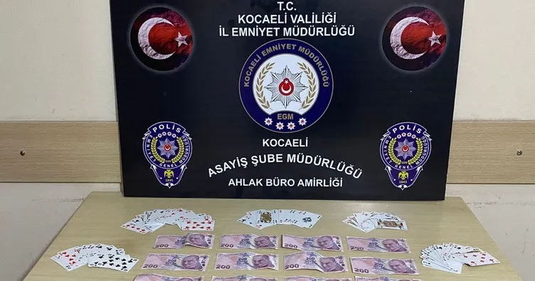 Kahvehanelere kumar baskını!