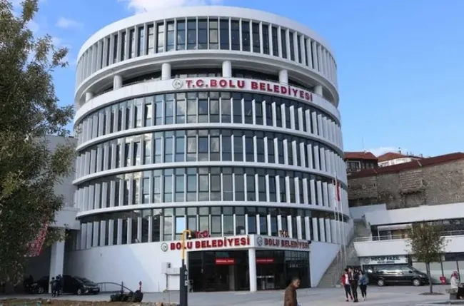 son-dakika-bolu-belediyesine-irtikap-davasinda-iddianame-kabul-edildi-iste-tanju-ozcan-icin-istenen-ceza-1780484429993.jpg