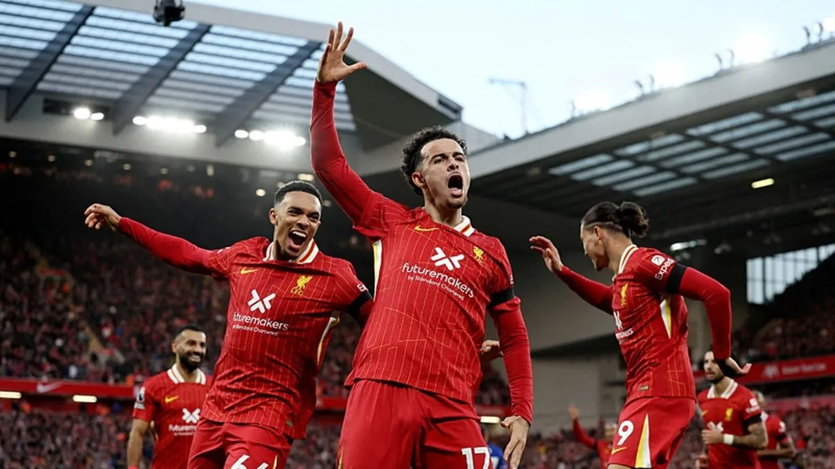 Liverpool Chelsea engelini de geçti!