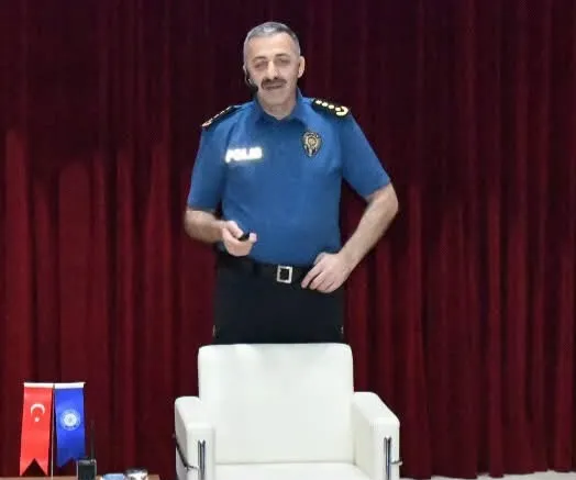 15-temmuzu-yasayan-emniyet-muduru-turanli-o-gece-dogru-kararlar-turkiyeyi-kurtardi-1784207285960.jpg
