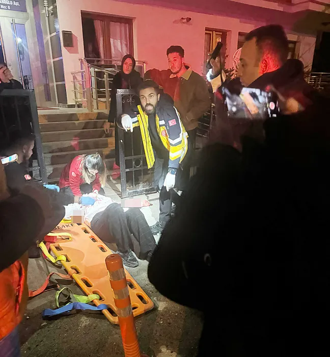 Eski eşine pusu kurup dehşeti yaşattı: Tam 14 kez bıçakladı!