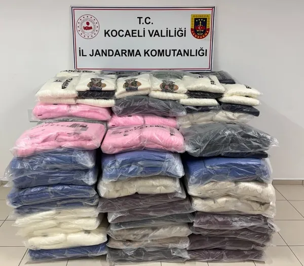 kocaelide-38-milyon-tllik-sahte-urun-operasyonu-1769200744558.jpg