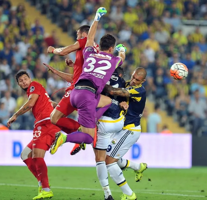 Fenerbahçe Antalyaspor maçından kareler