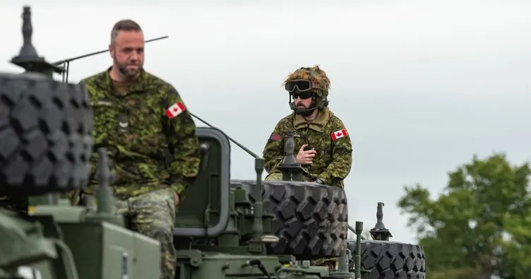 Rusya tehdidi Kanada’yı harekete geçirdi: Hepsini geri çektiler!