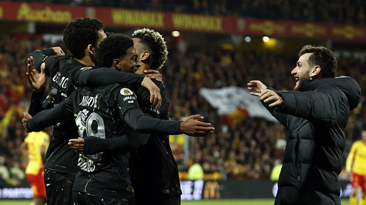 Ligue 1'de PSG, şampiyonluğunu ilan etti