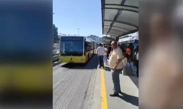 Florya’da metrobüs arızası! Onlarca vatandaş yolda kaldı