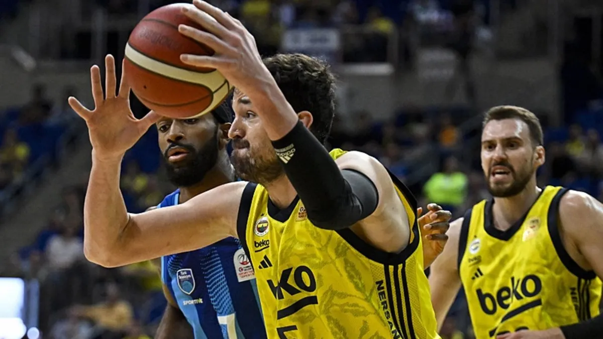 Fenerbahçe Beko’dan Sertaç Şanlı’nın sakatlığı hakkında açıklama Fenerbahçe Beko’dan Sertaç Şanlı’nın sakatlığı hakkında açıklama