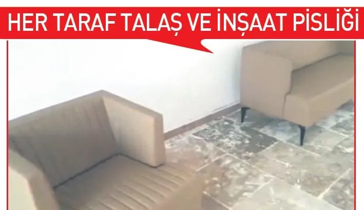 Son dakika: CHP’den Adana’da ikinci fiyasko! Tamamlanmayan yurdun açılışı yapıldı...