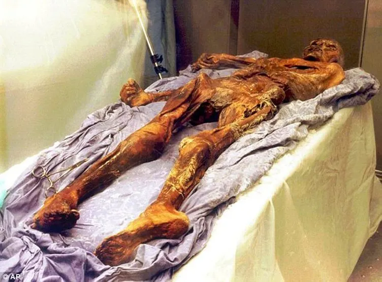 5300 yıllık buzul mumya ile ilgili şoke eden gerçek: Buz Adam Ötzi bakın nereliymiş….