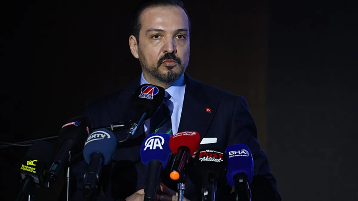 Almanya’da “4. Avrupa Türk Medya Zirvesi” düzenlendi Almanya’da “4. Avrupa Türk Medya Zirvesi” düzenlendi