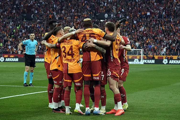 Eşyalarını gemiyle yolladı! Galatasaray’da bir devir kapanıyor