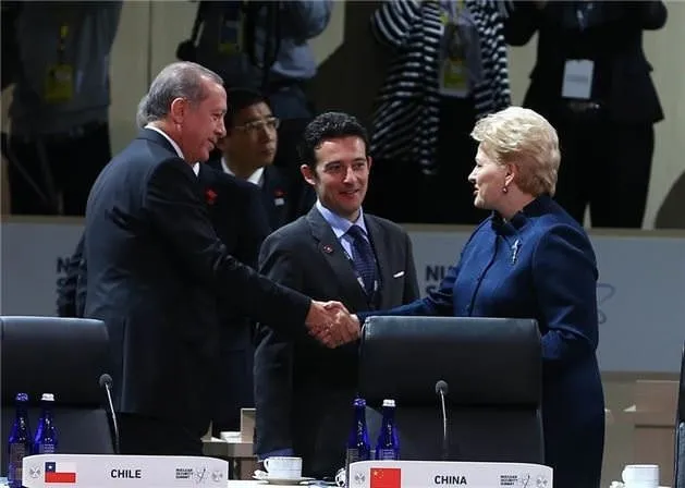 Cumhurbaşkanı Erdoğan dünya liderleriyle buluştu