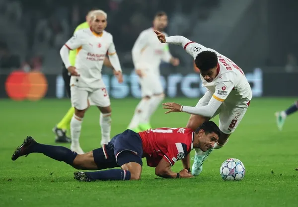 canli-sampiyonlar-liginde-lille-galatasaray-maci-goller-pes-pese-1792602373886.jpg