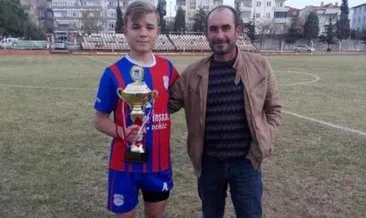 Önce 17 yaşındaki futbolcu Enes Bülent, 1 saat sonra da babası kalp krizinden hayatlarını kaybetti