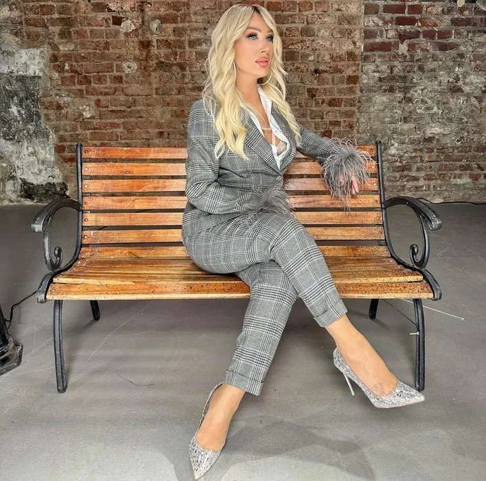 61’lik ‘Botoks’ kraliçesi bir yaş daha aldı! Oğulcan Engin biricik annesi Seda Sayan’ın doğum gününü öyle bir fotoğrafla kutladı ki…