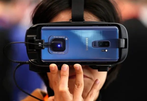 Samsung Galaxy S9+ En iyi kameraya sahip telefon seçildi!