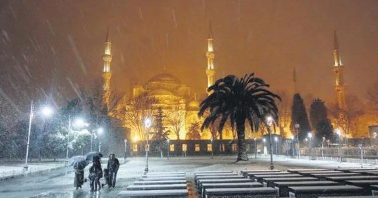 İstanbul beyaza büründü