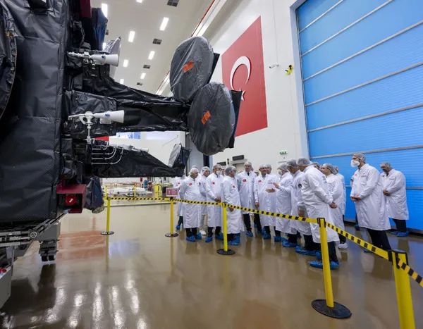 turksat-6anin-haziran-2024te-uzaya-firlatilmasi-bekleniyor-1695192858526.jpg